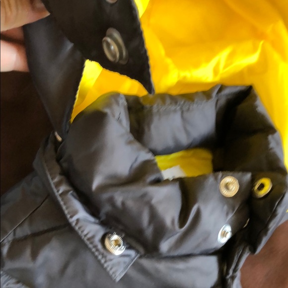 Giorgio Armani Boys Vest - Picture 7 of 7